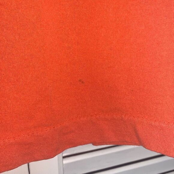 Vintage 90’s Orange Six Flags Theme Parks Graphic Tasmanian Devil T-Shirt Small - Picture 6 of 12